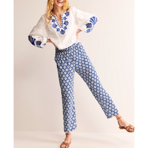 Boden Shells Print Crinkle Tapered Trousers Pants 8 Blue White Pull On Beach $98 - Picture 2 of 16